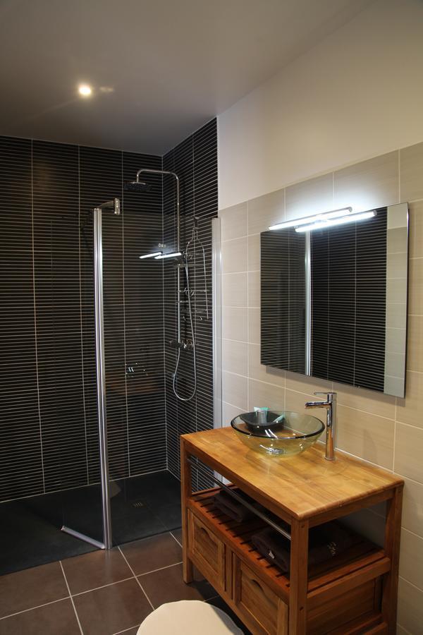 Bed and Breakfast Le Miroir Des Etoiles Pomport Zimmer foto